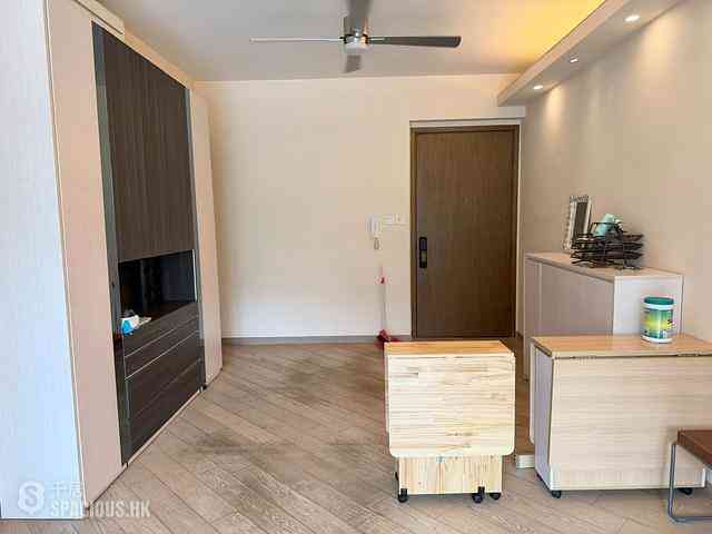 Tung Chung - The Visionary Tower 5 03