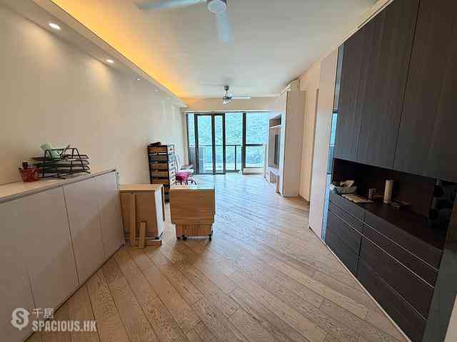 Tung Chung - The Visionary Tower 5 05