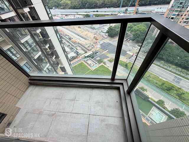 Tung Chung - The Visionary Tower 5 06