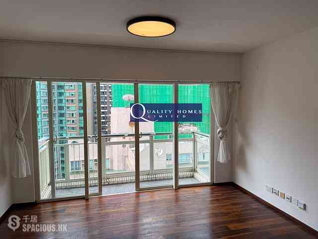 Soho - Centrestage Block 2 02