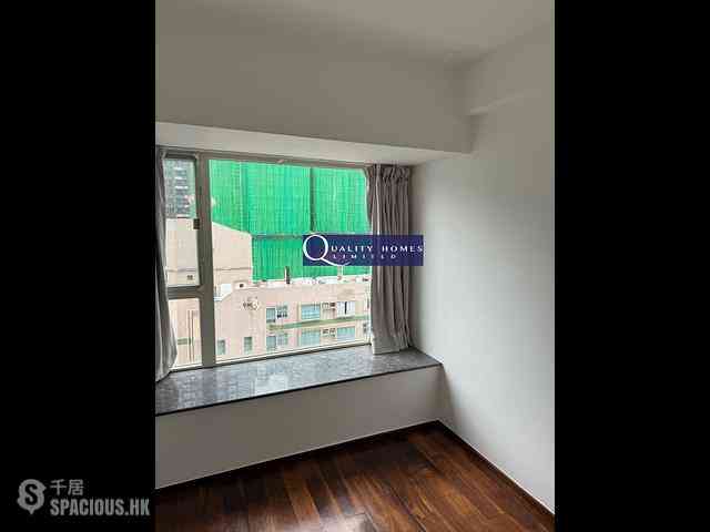 Soho - Centrestage Block 2 03