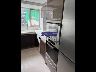 Soho - Centrestage Block 2 04