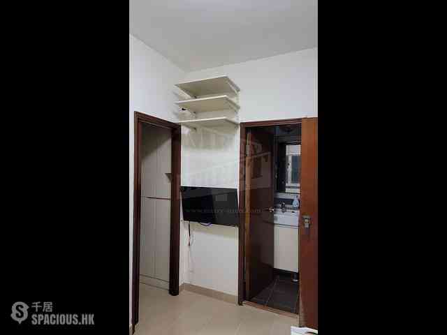 Causeway Bay - Sun Ho Court 05