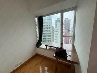 Sai Ying Pun - Reading Place 03