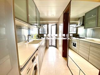Tai Hang - Serenade Block 2 09