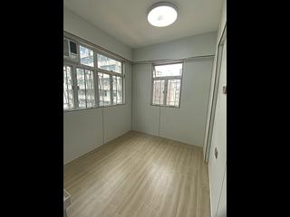 Sham Shui Po - Yuk Chuen Building 03