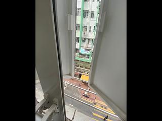 Sham Shui Po - Yuk Chuen Building 04