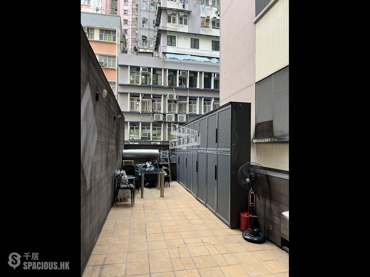 Wan Chai - Kelly House 01