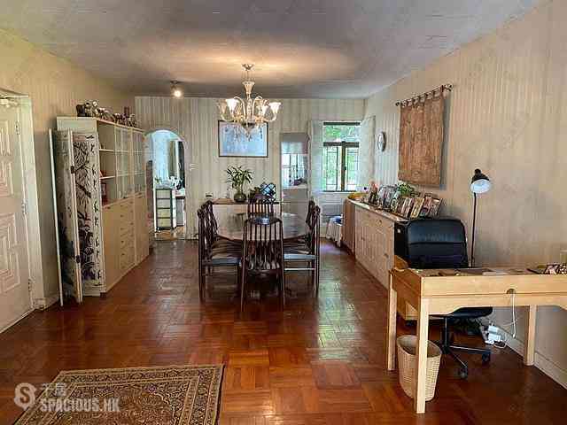 Mid Levels Central - Pearl Gardens 02