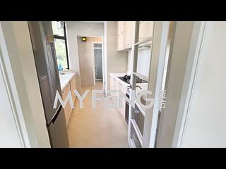 Repulse Bay - Grand Garden Block 3 02