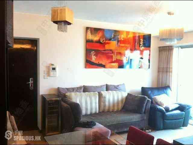 Sai Ying Pun - Centre Place 03