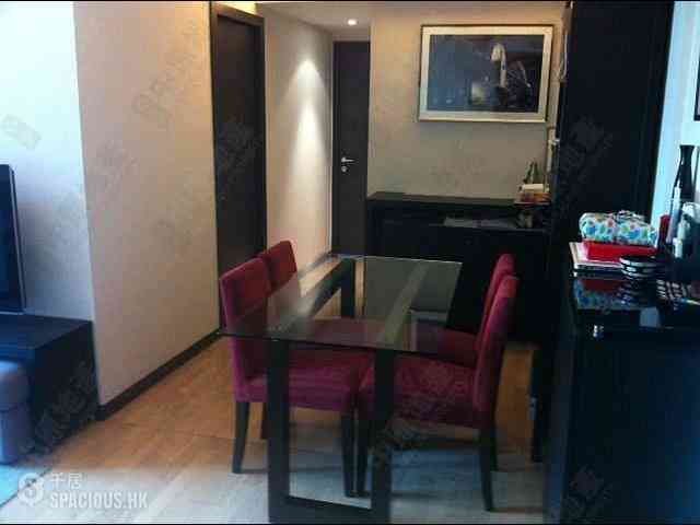 Sai Ying Pun - Centre Place 06