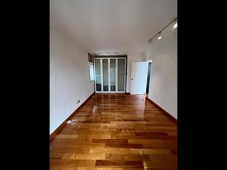 Central - Hollywood Terrace Block A 05