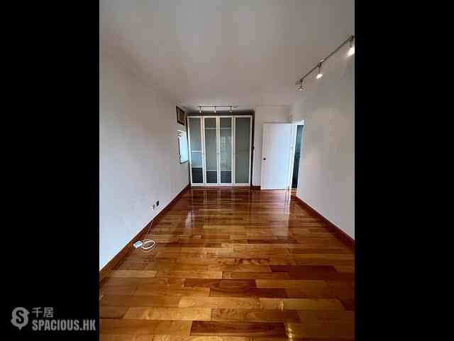 Central - Hollywood Terrace Block A 05