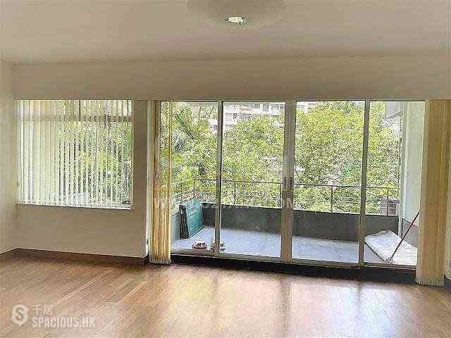 Mid Levels Central - Brewin Court 08