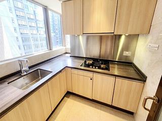 Kennedy Town - Cadogan 19