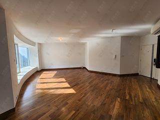 Mid Levels Central - Tregunter Tower 3 03