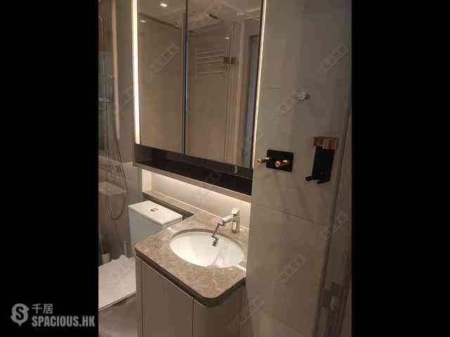 Wong Chuk Hang - The Southside Phase 1 Southland Tower 1A 04