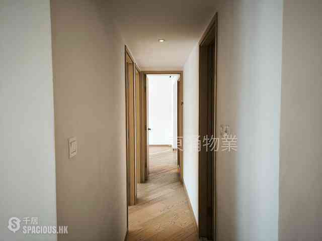 Tung Chung - The Visionary 05