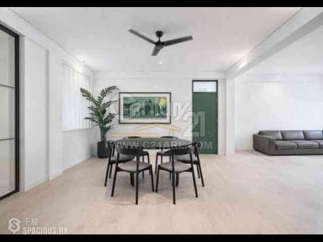Chung Hom Kok - 8-14, Cape Road 03