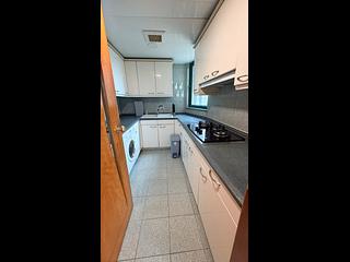 Kennedy Town - University Heights Block 1 05