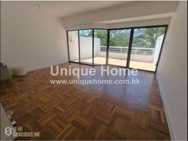 Repulse Bay - Burnside Estate 01