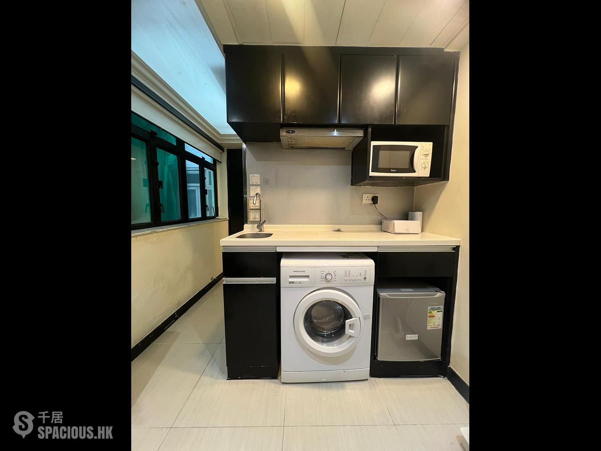 Causeway Bay - Hoi Deen Court 01