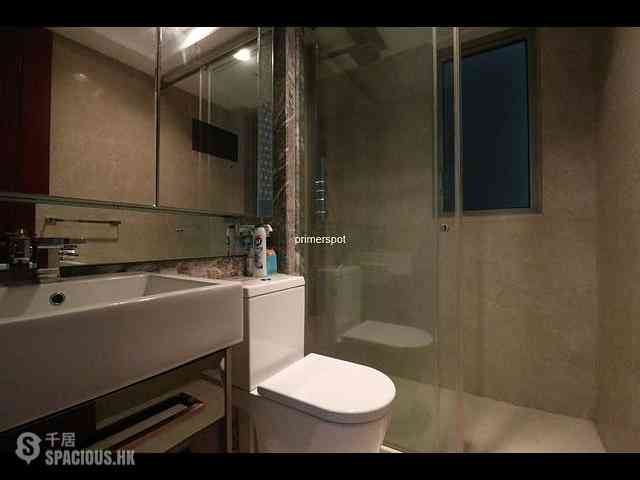 Wan Chai - The Avenue Phase 1 05