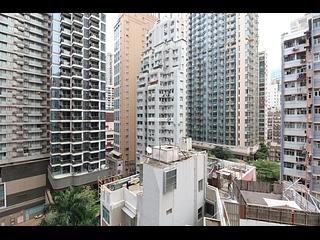 Wan Chai - The Avenue Phase 1 07