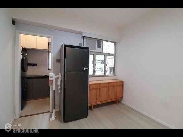 Soho - Sunrise House 03