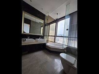 Tai Kok Tsui - Shining Heights 09