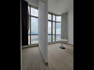 Tai Kok Tsui - Shining Heights 12