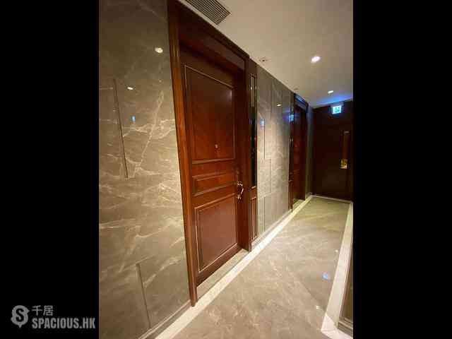 Wan Chai - The Avenue Phase 2 Block 2 12