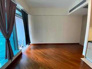 Wan Chai - The Avenue Phase 2 Block 2 02