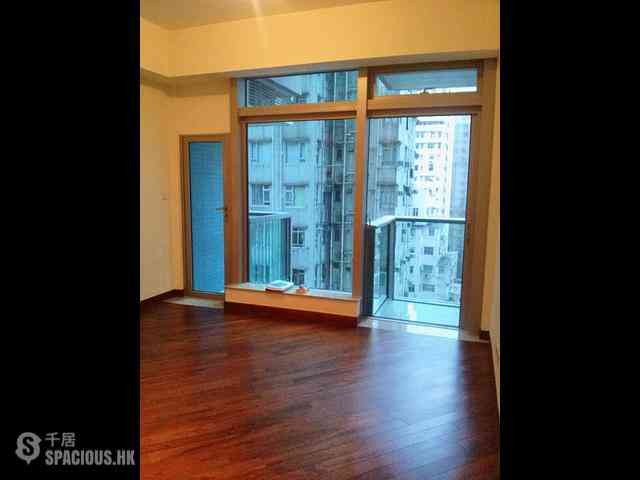 Wan Chai - The Avenue Phase 2 Block 2 03