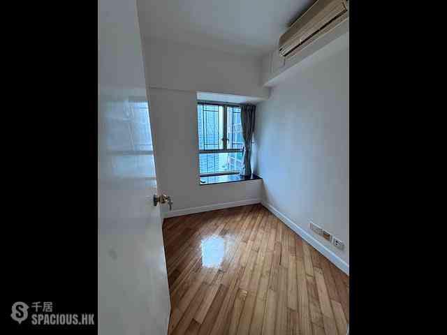West Kowloon - Sorrento Phase 1 Block 5 05