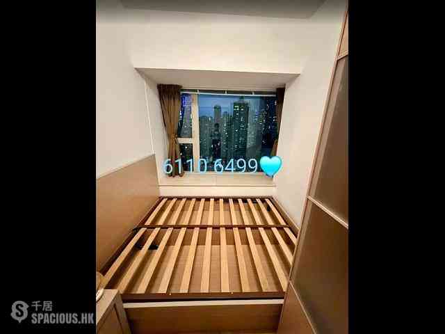 Sai Ying Pun - Centre Place 08