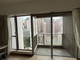 Sai Ying Pun - Island Crest Block 1 02