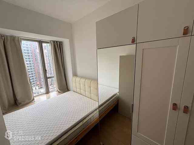 Sai Ying Pun - Island Crest Block 1 03