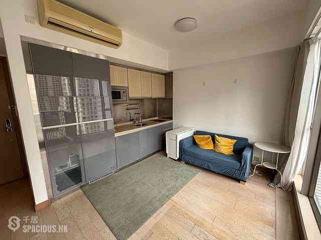 Sai Ying Pun - Island Crest Block 1 05