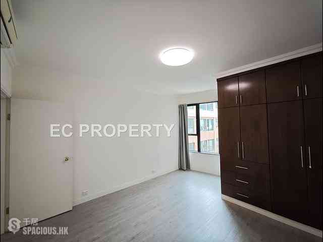 Pok Fu Lam - Regent Palisades Block 3 13