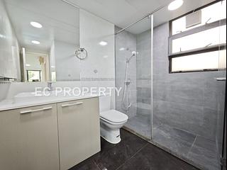 Pok Fu Lam - Regent Palisades Block 3 14