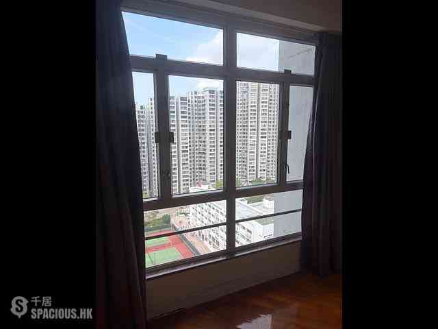 鲗鱼涌 - 南丰新邨10座 01