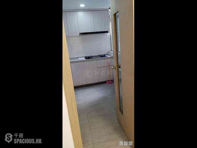Quarry Bay - Parkvale Tower 4 Ling Pak Mansion 05