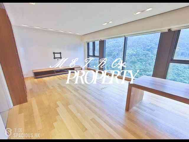 Mid Levels Central - Tavistock II 04