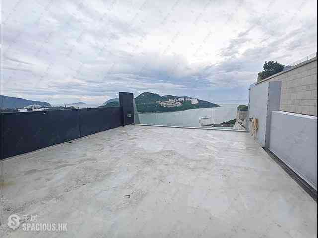 Chung Hom Kok - Pinewaver Villas 03