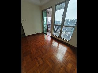 Mong Kok - Flourish Mansion 03
