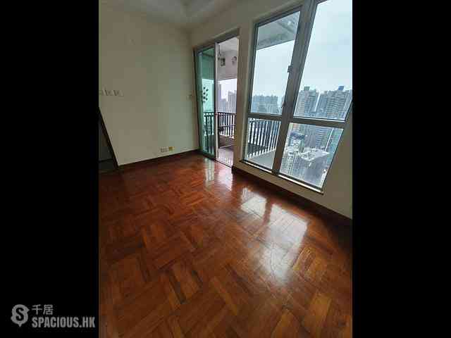 Mong Kok - Flourish Mansion 03