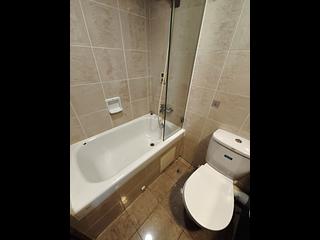 Mong Kok - Flourish Mansion 10