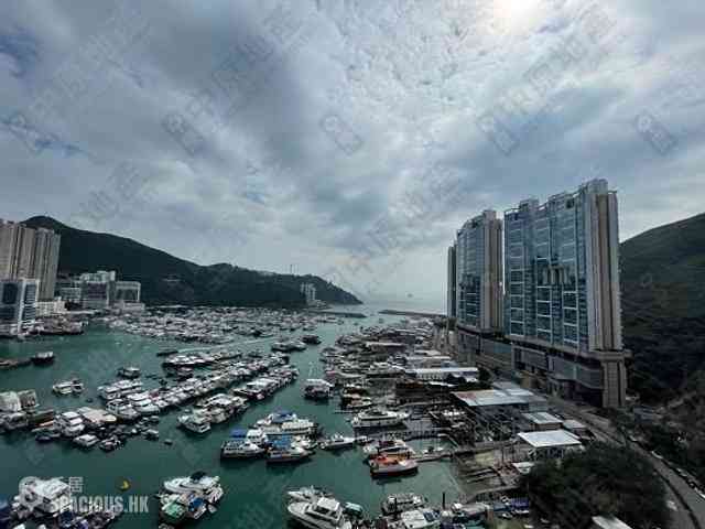 Ap Lei Chau - Marina South 03